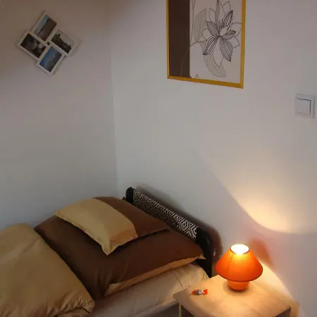 Konukevi Zoldike Kemences Vendeghaz *